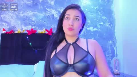     online show from December 22, 1:55 pm