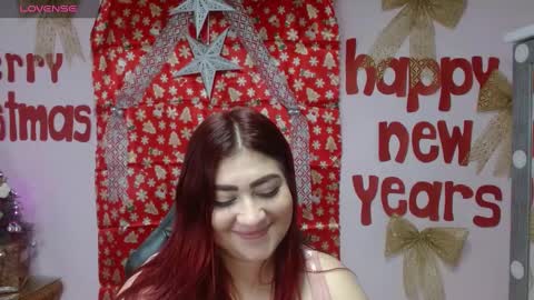 Snapshot of briathomas chatting on December 9, 4:56 am DAYANNA online show from December 9, 4:56 am