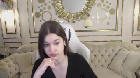 Diamonds Girls online show from February 14, 12:25 pm