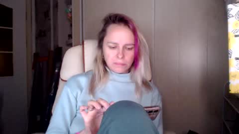 brilliantly online show from November 7, 9:15 am