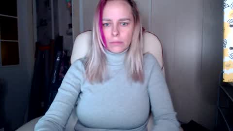 brilliantly online show from October 31, 8:07 am