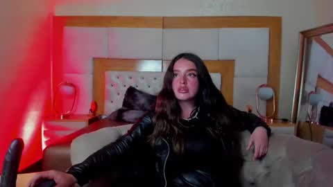 brithani online show from November 4, 7:19 pm