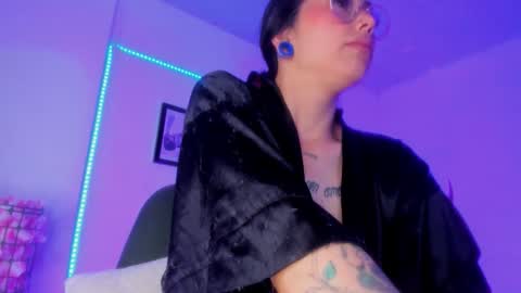 Brithany online show from November 21, 6:10 pm