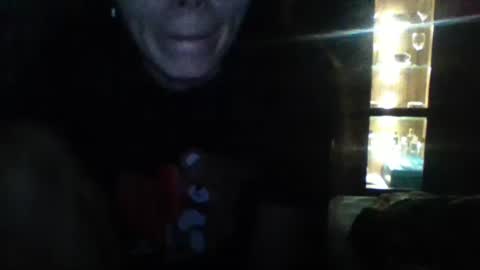 Snapshot of britneyamy chatting on December 29, 9:41 pm Britney online show from December 29, 9:41 pm
