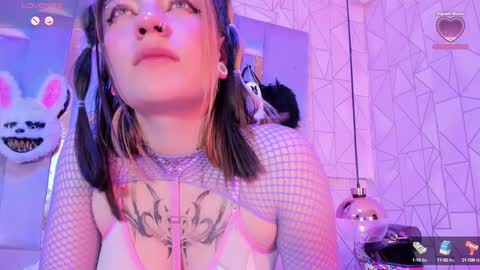 Snapshot of broklin_white23 chatting on January 24, 4:28 pm online show from January 24, 4:28 pm