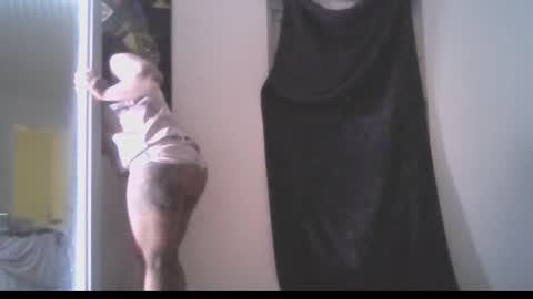 browneesnaxxbaby online show from October 23, 7:36 am