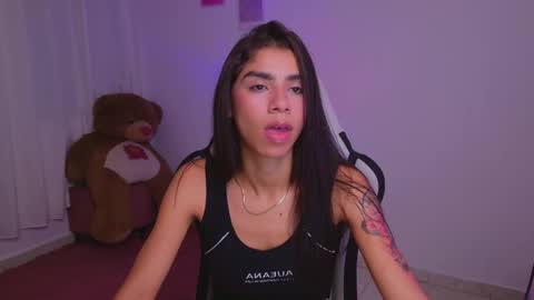 SARAH  online show from February 11, 3:52 am