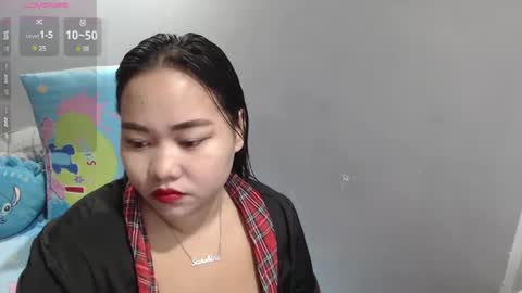 Snapshot of bubblebuttpinay chatting on March 11, 11:37 pm Sunshine online show from March 11, 11:37 pm