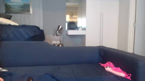 Snapshot of buddiup2 chatting on February 28, 3:59 pm buddiup2 online show from February 28, 3:59 pm