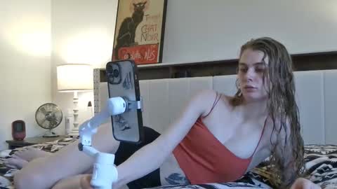 Buffy online show from January 31, 10:41 pm