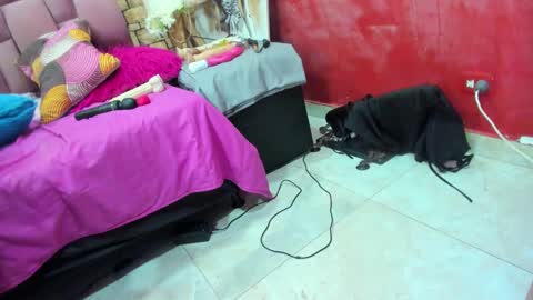 Snapshot of bulmasweetyose chatting on January 15, 9:09 pm bulmasweetyose mommy submissive control milf lovense online show from January 15, 9:09 pm