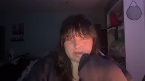 bumblebeebuzzer online show from March 2, 2:30 am