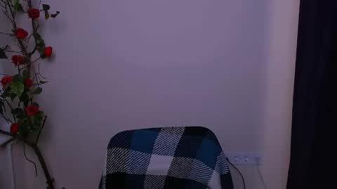 Ariel online show from December 3, 10:01 pm