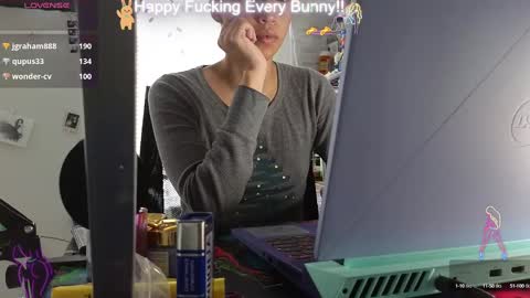 Snapshot of bunnycheekz chatting on January 10, 7:00 pm Tokki  bunny  online show from January 10, 7:00 pm