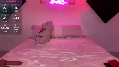  MARY BUNNY  online show from September 19, 1:43 pm