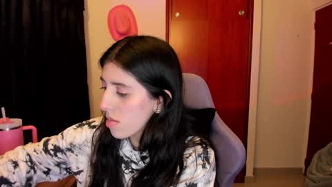 Jess online show from December 17, 12:12 am