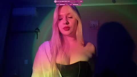 Angel online show from April 23, 12:01 pm