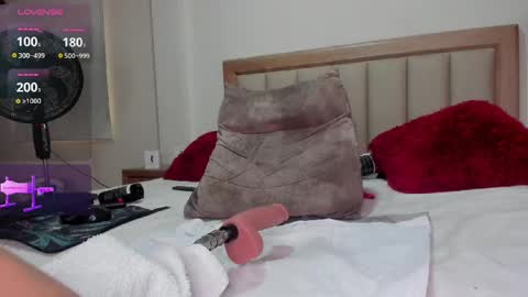 Caytlin Lian online show from March 1, 7:48 pm