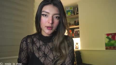 Snapshot of call_me_rosie chatting on February 9, 3:32 am online show from February 9, 3:32 am
