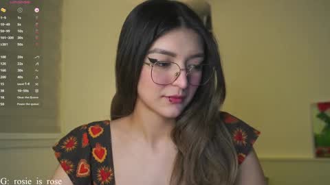 Snapshot of call_me_rosie chatting on December 23, 11:06 pm online show from December 23, 11:06 pm