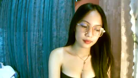 Freya online show from October 29, 10:30 am