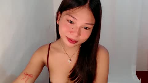 Snapshot of callme_remaxxx7 chatting on February 21, 6:04 pm Rema online show from February 21, 6:04 pm