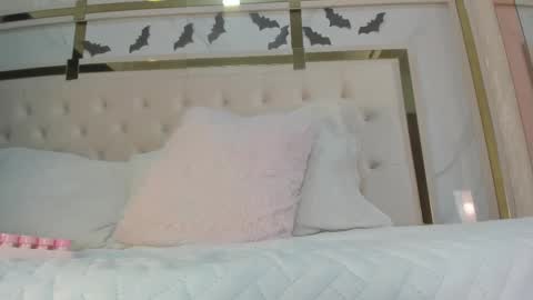 cameron_hearts online show from October 25, 1:41 pm