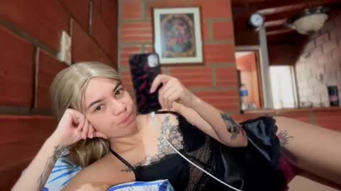 Camii online show from October 17, 4:21 pm