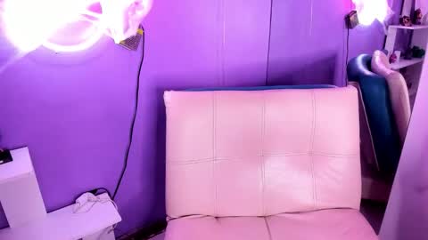 Snapshot of camiila_osorio chatting on October 11, 11:07 pm Camila Osorio online show from October 11, 11:07 pm