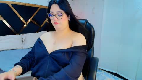 Camila Osorio online show from April 11, 7:50 pm