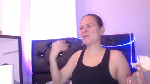 camila online show from December 21, 12:31 pm