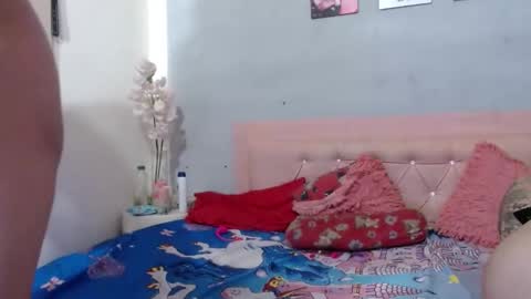 camila_meza online show from October 28, 1:17 pm