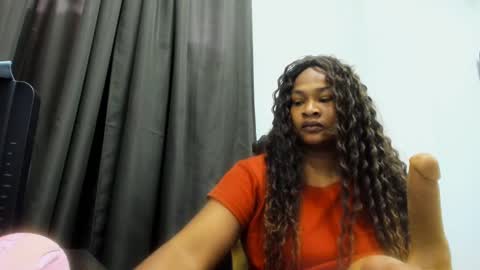 Snapshot of camila_sandoval_01 chatting on February 21, 11:11 am Camila online show from February 21, 11:11 am