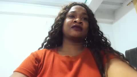 Snapshot of camila_sandoval_01 chatting on February 28, 12:43 am Camila online show from February 28, 12:43 am