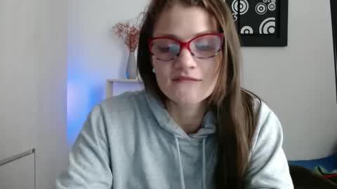 Snapshot of camila_ventura chatting on October 2, 8:14 pm Camila ventura online show from October 2, 8:14 pm