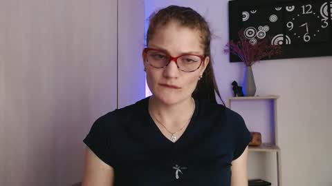Snapshot of camila_ventura chatting on October 20, 1:30 am Camila ventura online show from October 20, 1:30 am