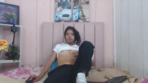 camilawilliams707rs online show from November 30, 4:27 am