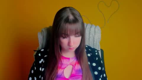 Camilla online show from May 14, 5:35 am