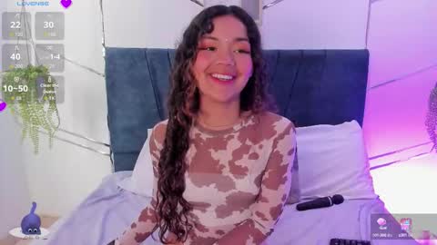 Snapshot of camilla_miller01 chatting on September 20, 3:43 pm camilla_miller01 online show from September 20, 3:43 pm
