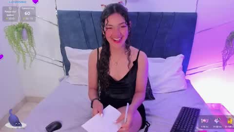 Snapshot of camilla_miller01 chatting on September 19, 3:33 pm camilla_miller01 online show from September 19, 3:33 pm