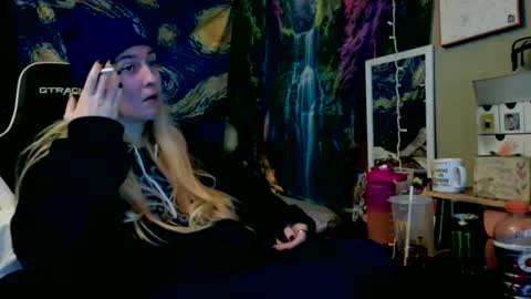 Candi online show from May 24, 4:00 am