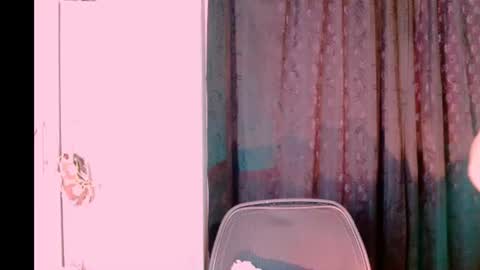candy  online show from June 23, 4:05 pm