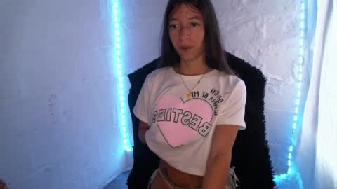 elizabeth online show from October 31, 11:36 am