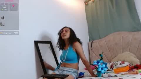 candy_baby25 online show from January 12, 1:44 am