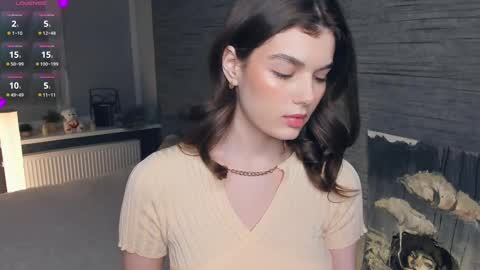 Snapshot of candy_flo chatting on February 26, 8:02 pm Flora online show from February 26, 8:02 pm