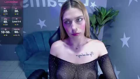 Snapshot of candy_kush_a chatting on September 27, 8:38 pm candy_kush_a online show from September 27, 8:38 pm