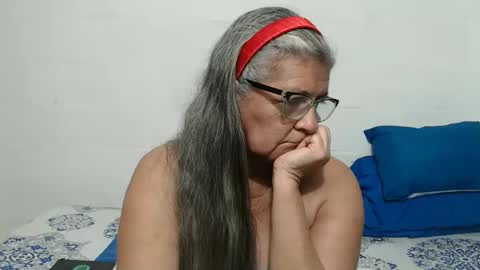 candy online show from November 6, 1:55 am