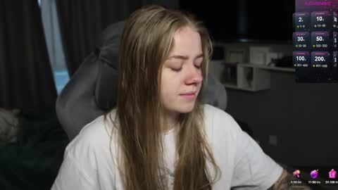 Megan online show from December 6, 9:21 am