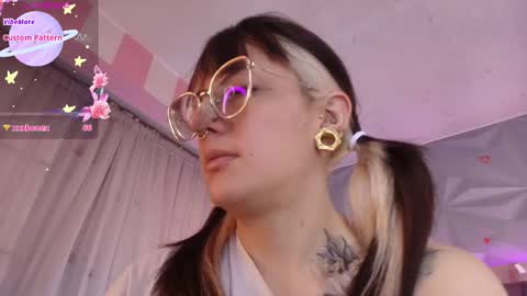 Snapshot of candy_morgan412 chatting on October 3, 11:26 am Ania online show from October 3, 11:26 am