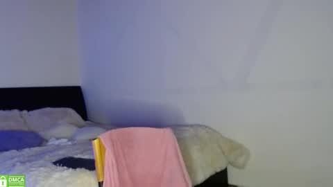 candy sr online show from October 26, 5:19 pm